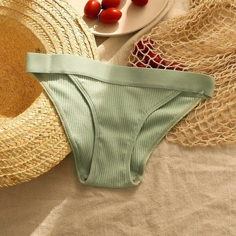 M-XL Women's Thread Cotton Underwear Large Size Sexy Seamless Panties Simple Low Waist Girls Thong Briefs