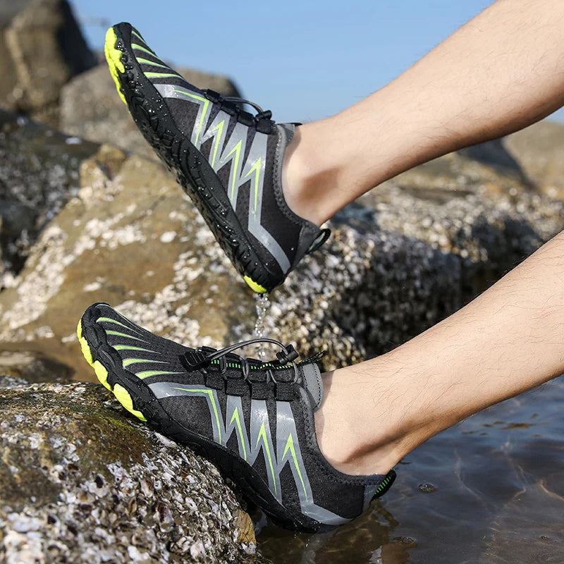 New Arrival Water Shoes Qiuck-Dry Aqua Shoes Men Women Outdoor Beach Swimming Wading Breathable Five-Finger Sneakers Size 35-46