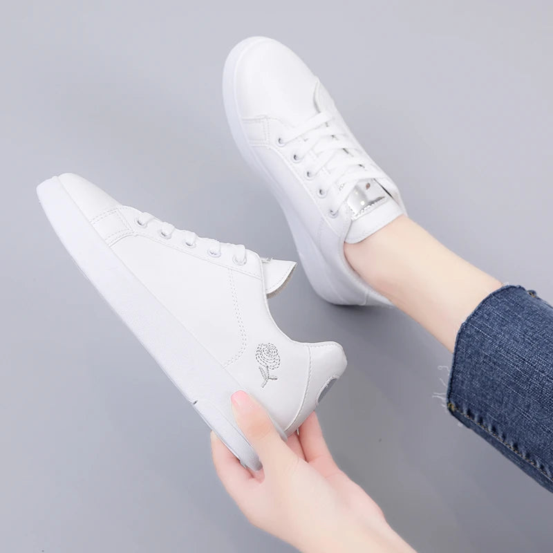 Elegant and Fashion Women Shoes Sneakers Running Shoe Casual Sneaker Loafers Athletic White Sport Stylish Women's Skateboard