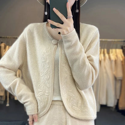 Cashmere Short Women Cardigans Autumn/Winter Lady Jackets Warm Soft Female Long Sleeve Jumpers Woolen Tops NJ01