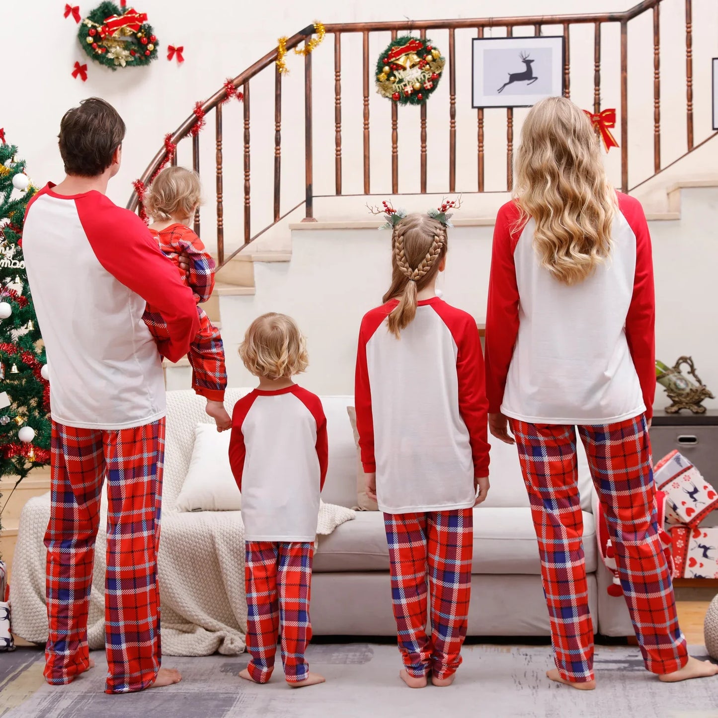 Christmas Family Pajamas Set Santa Tree Print Adults Kids Baby Dog Matching Outfits Soft Cute Pyjamas Full Sleeve Clothing Sets