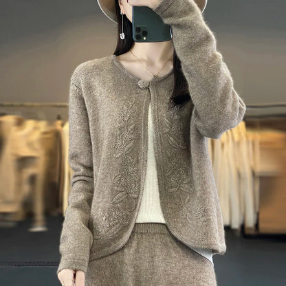 Cashmere Short Women Cardigans Autumn/Winter Lady Jackets Warm Soft Female Long Sleeve Jumpers Woolen Tops NJ01