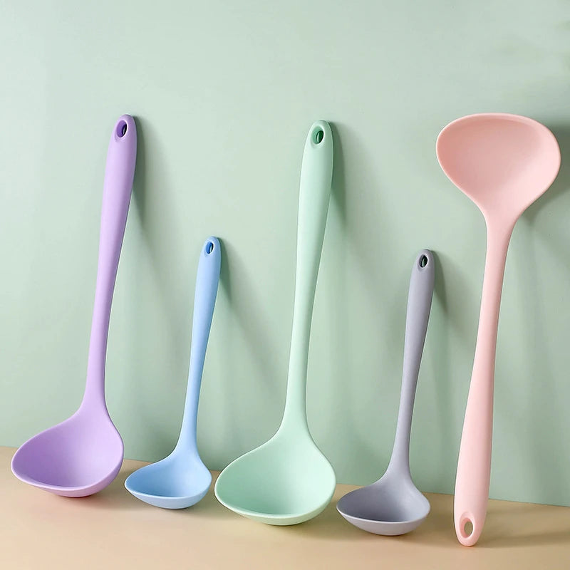 Long Handle Silicone Soup Spoon Large Ramen Noodles Tablespoons Hot Pot Porridge Ladle Scoop Kawaii Japanese Kitchen Utensils