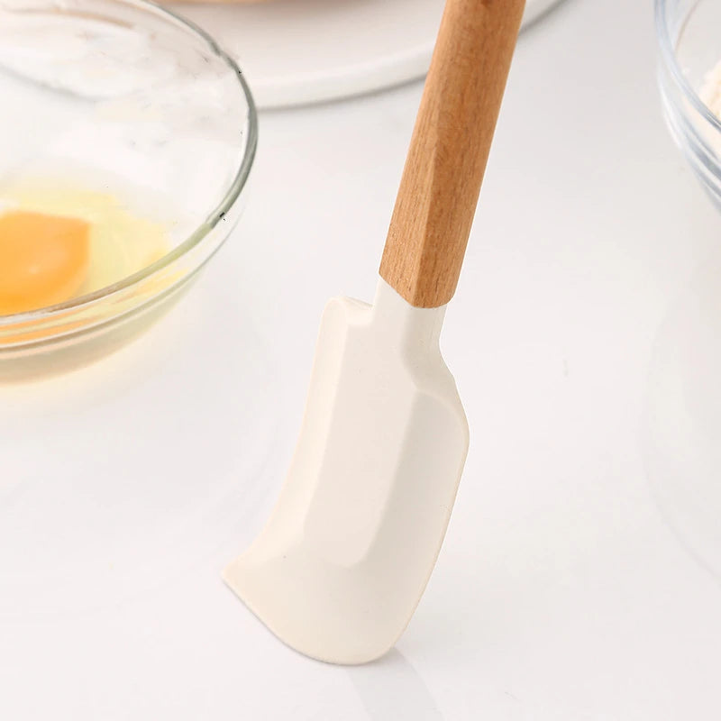 2Pcs/Set White Silicone Cream Spatula Non-stick Pastry Blenders Wood Handle Chocolate Butter Baking Scraper Kitchen Cake Mixer