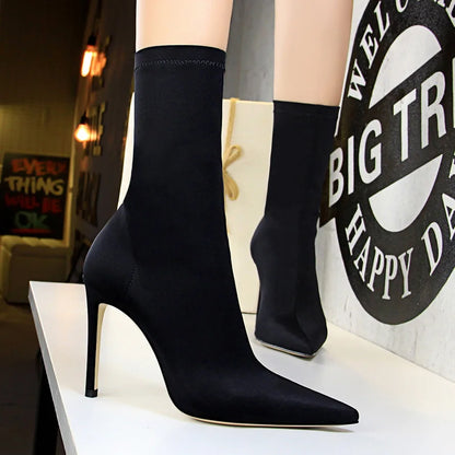 Women 7.5cm 10cm High Heels Silk Sock Boots Green Low Heels Short Ankle Boots Lady Winter Pointed Toe Satin Sexy Shoes