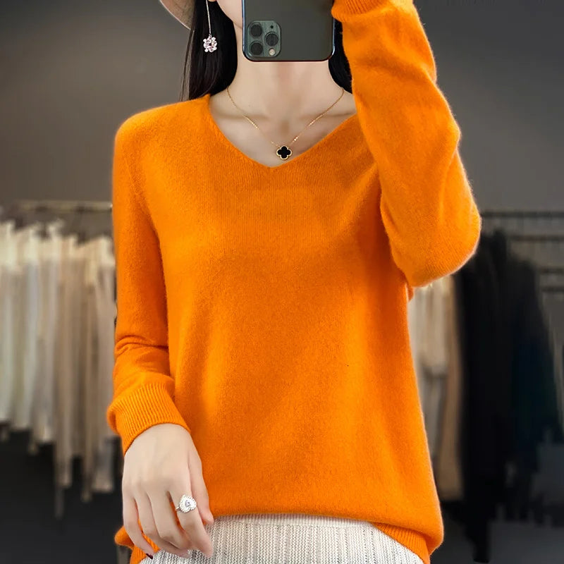 100% Pure Wool Soft Sweater Women Autumn Winter First Line Seamless Low V-neck Pullover Basis Casual Cashmere Warm Knitting Top