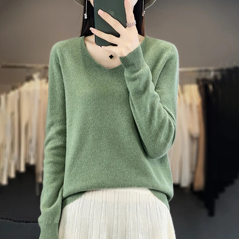 100% Pure Wool Soft Sweater Women Autumn Winter First Line Seamless Low V-neck Pullover Basis Casual Cashmere Warm Knitting Top