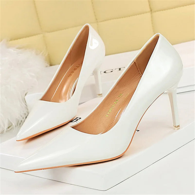 Women 7.5cm 10.5cm High Heels Wedding Bridal Classic Pumps Lady Scarpins Metallic Leather Low Heels Stiletto Nude Office Shoes