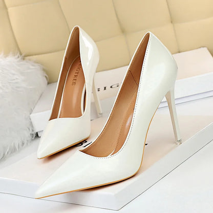 Women 7.5cm 10.5cm High Heels Wedding Bridal Classic Pumps Lady Scarpins Metallic Leather Low Heels Stiletto Nude Office Shoes