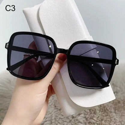 Square Sunglasses Woman Retro Vintage Gradient Sun Glasses Female Clear Lens Black White Oculos De Sol Glasses Women