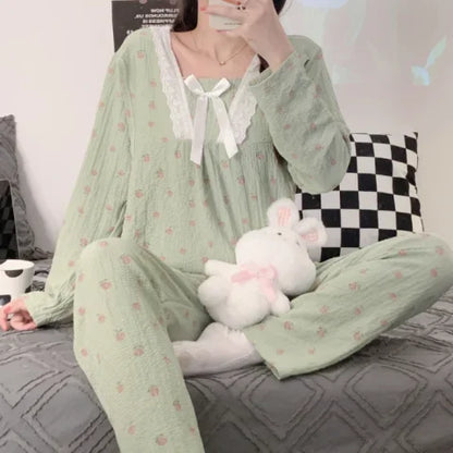 Postpartum woman lactation pajamas set autumn nursing leisurewear cartoon pregnant maternity breastfeeding tops long trousers