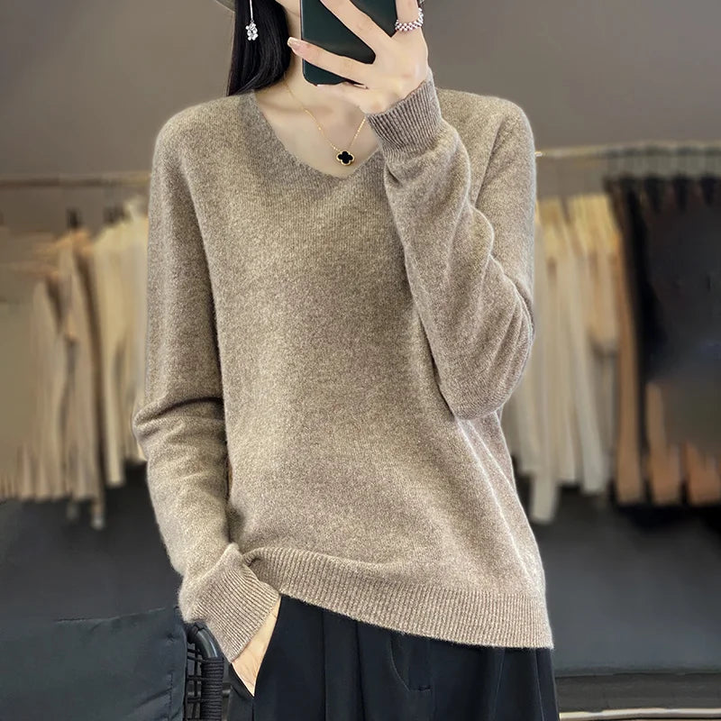 100% Pure Wool Soft Sweater Women Autumn Winter First Line Seamless Low V-neck Pullover Basis Casual Cashmere Warm Knitting Top