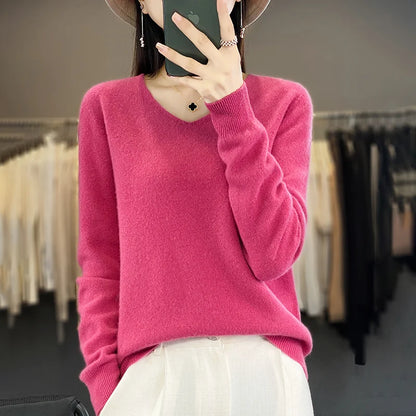 100% Pure Wool Soft Sweater Women Autumn Winter First Line Seamless Low V-neck Pullover Basis Casual Cashmere Warm Knitting Top