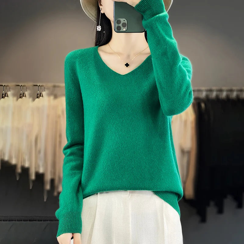 100% Pure Wool Soft Sweater Women Autumn Winter First Line Seamless Low V-neck Pullover Basis Casual Cashmere Warm Knitting Top