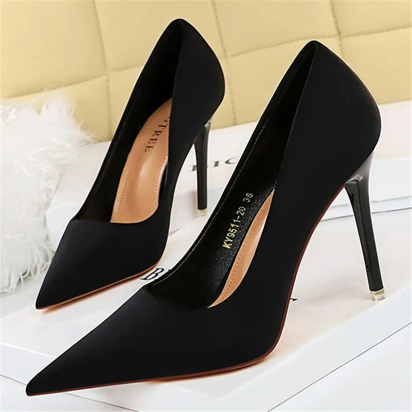 Women 7.5cm 10.5cm High Heels Scarpins Silk Satin Pumps Lady Quality Green Purple Fetish Wedding Bridal Mid Low Heels Prom Shoes