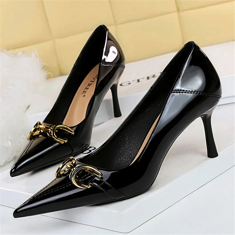 Women 7cm 10cm High Heels Wedding Bridal Replica Pumps Lady Scarpins Metal Chain Buckle Low Heels Stiletto Nude Green Prom Shoes