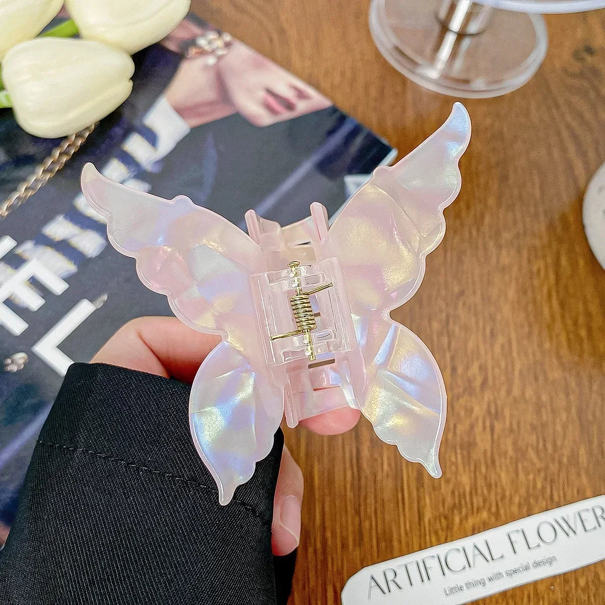 French Retro Butterfly Hair Clips Back Of The Head Hair Claws Sweet Coiled Hairpin Women Lady Girl Headwear Hair Styling Tools