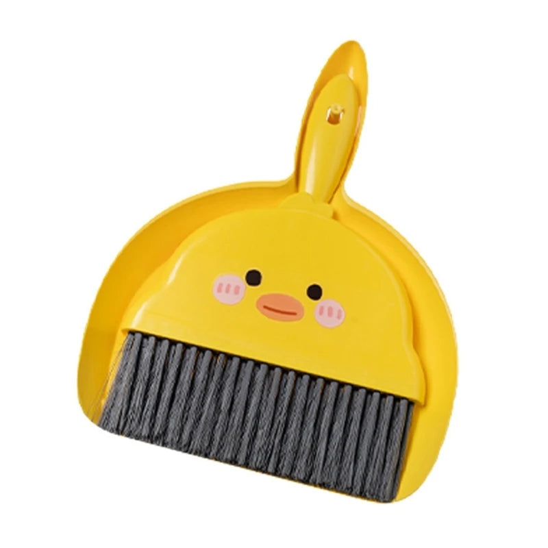 Convenient Desktop Hand Broom Brush for Cleaning Table Countertop Kid Pets Hair for Home, Office Small Size Less Space Q1FD